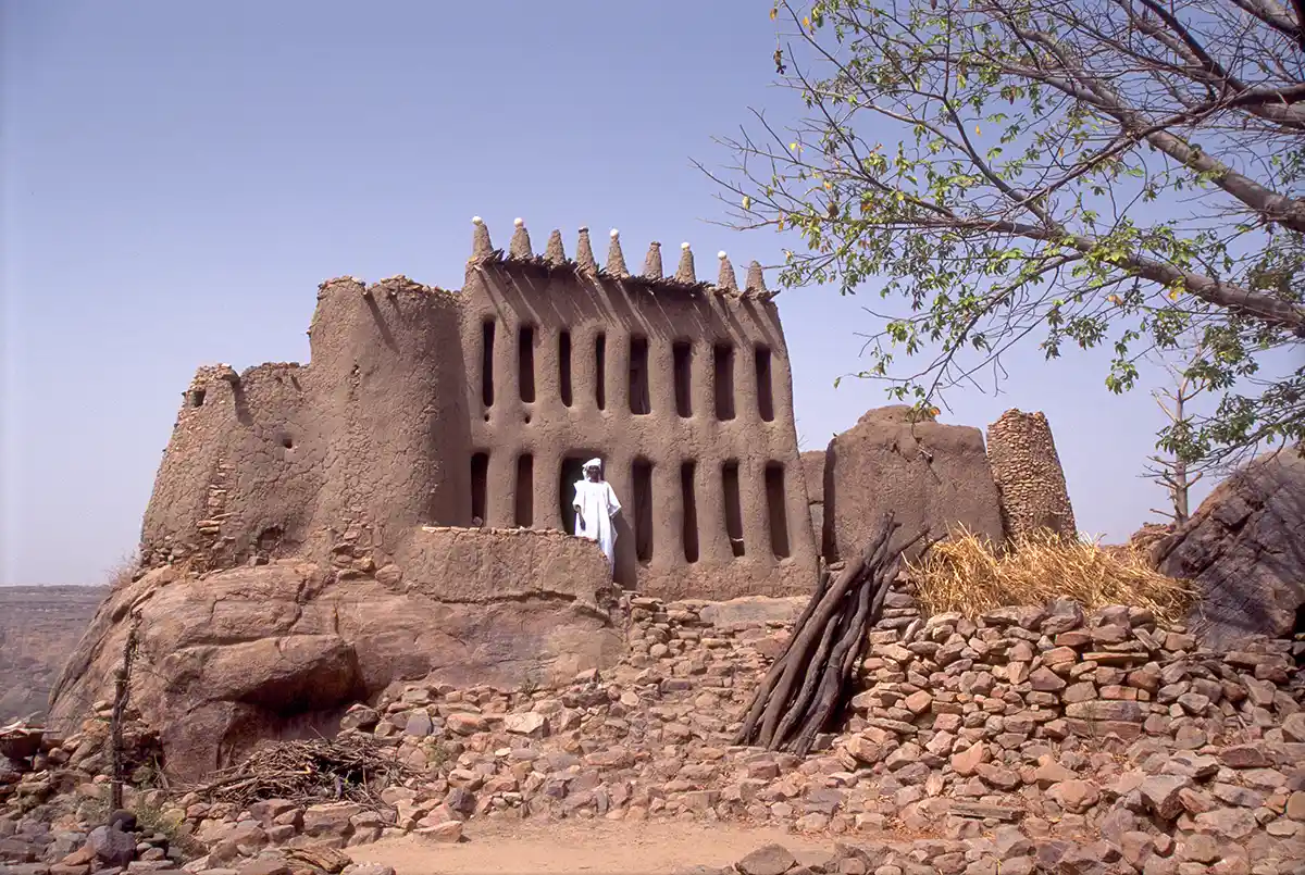 Binu shrine near Arou-by-Ibi, Bandiagara, Mali Binu shrine near Arou-by-Ibi, Bandiagara, Mali