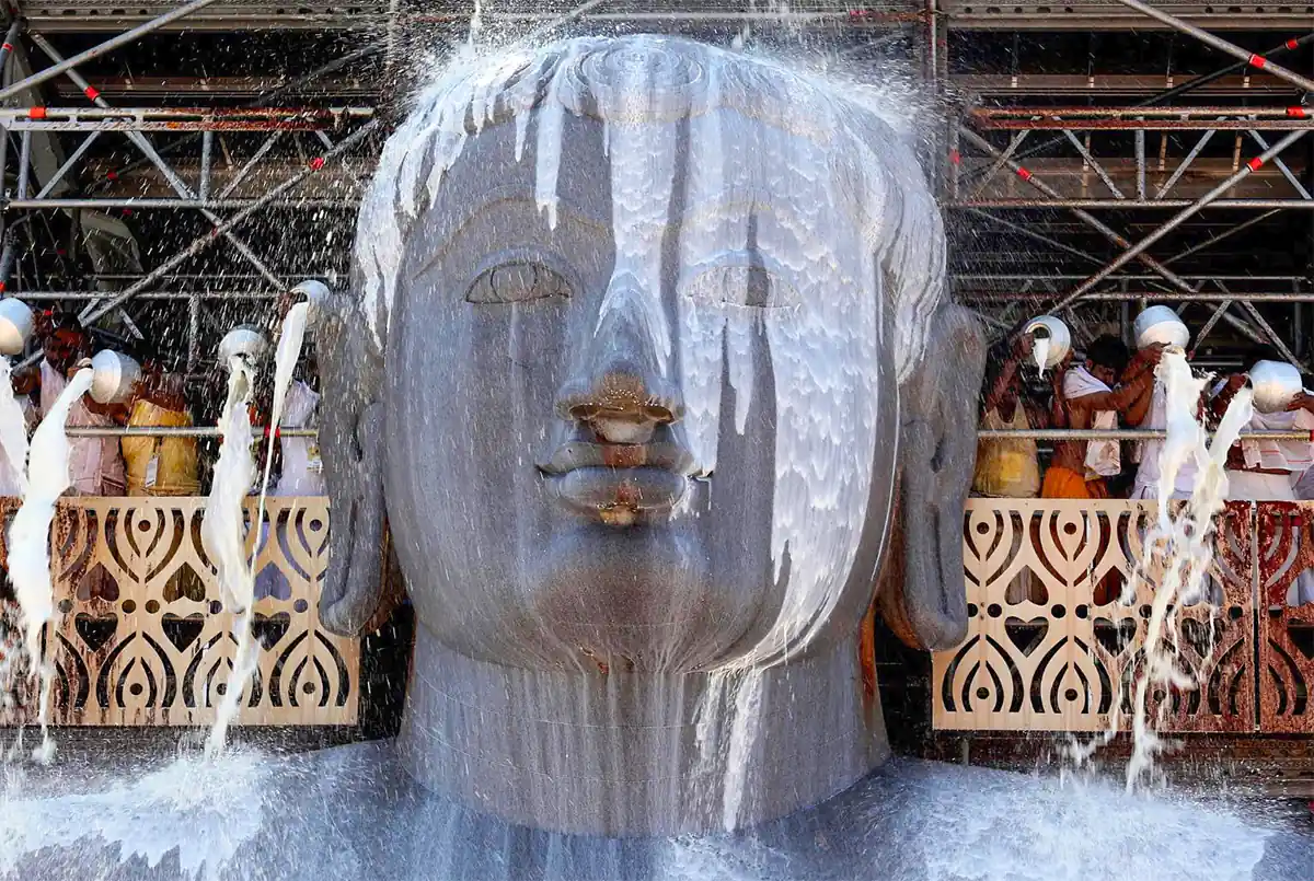 Shravanabelagola Milk Ceremony Shravanabelagola milk ceremony