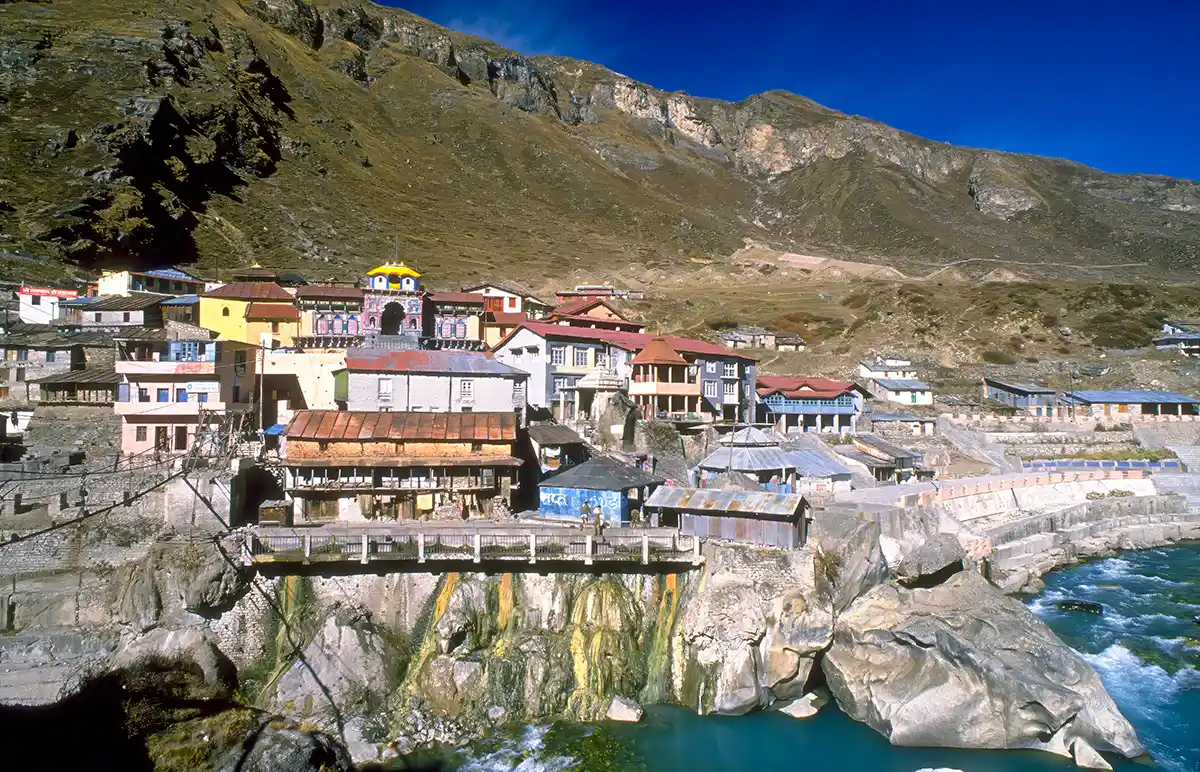 Town and temple complex of Badrinath Town and temple complex of Badrinath