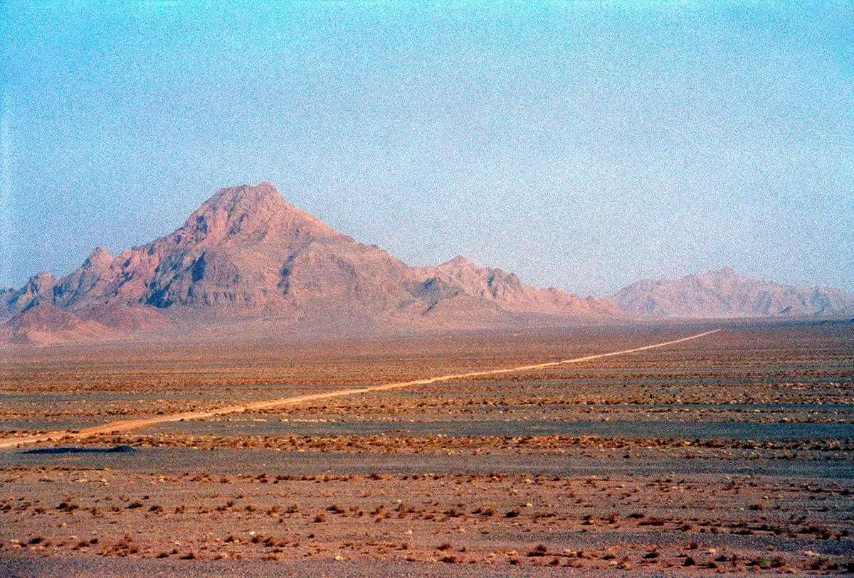 Approach through the great desert to Chak Chak