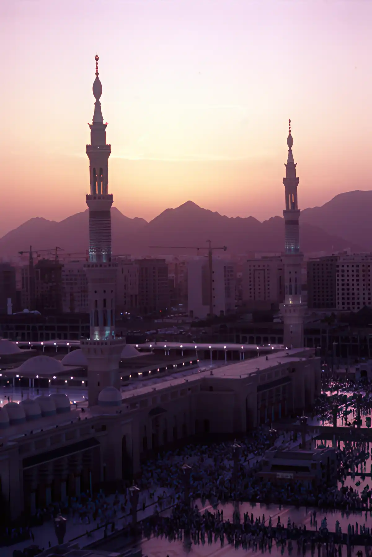 Minarets at dusk, the Prophet’s Mosque, Medina Minarets at dusk, the Prophet’s Mosque, Medina