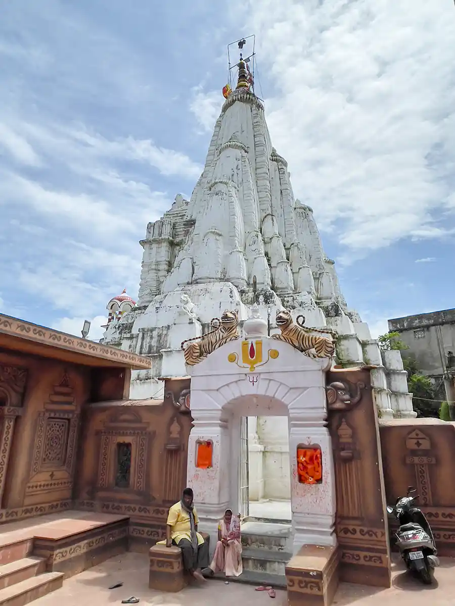 Shivrinarayan Temple, Seorinarayan