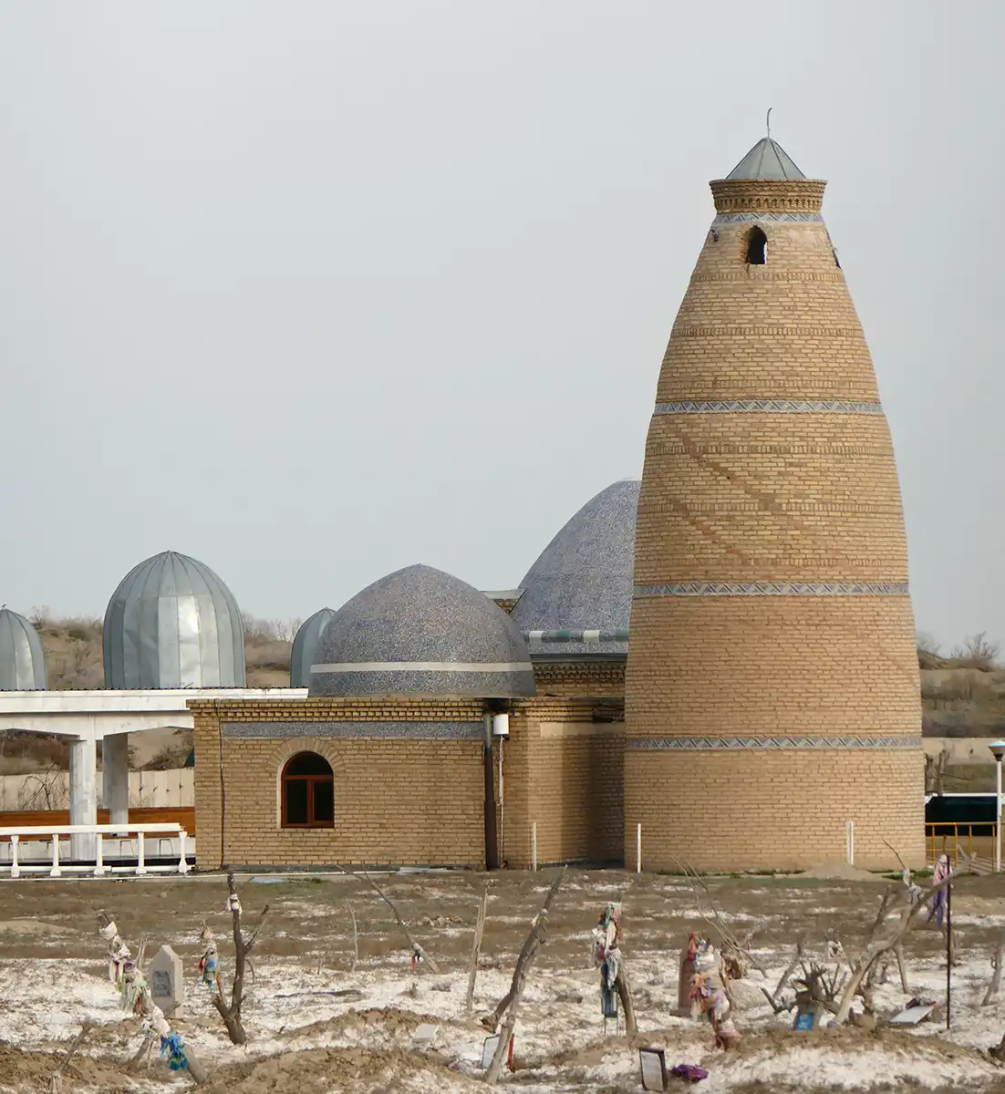 Ak Ishan, near Archman